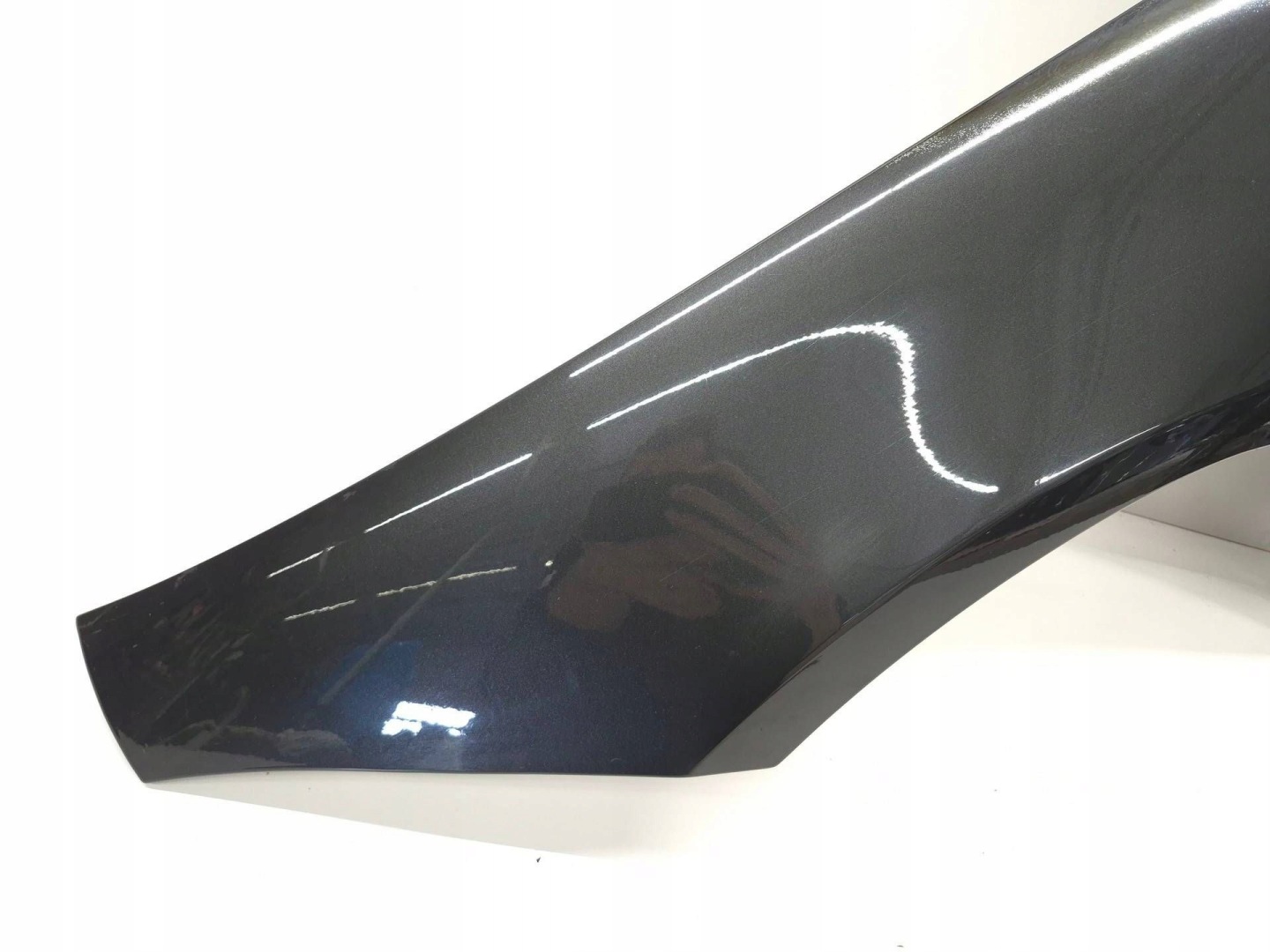 fender left front front MERCEDES CLS C257 W257 LAKIER 831