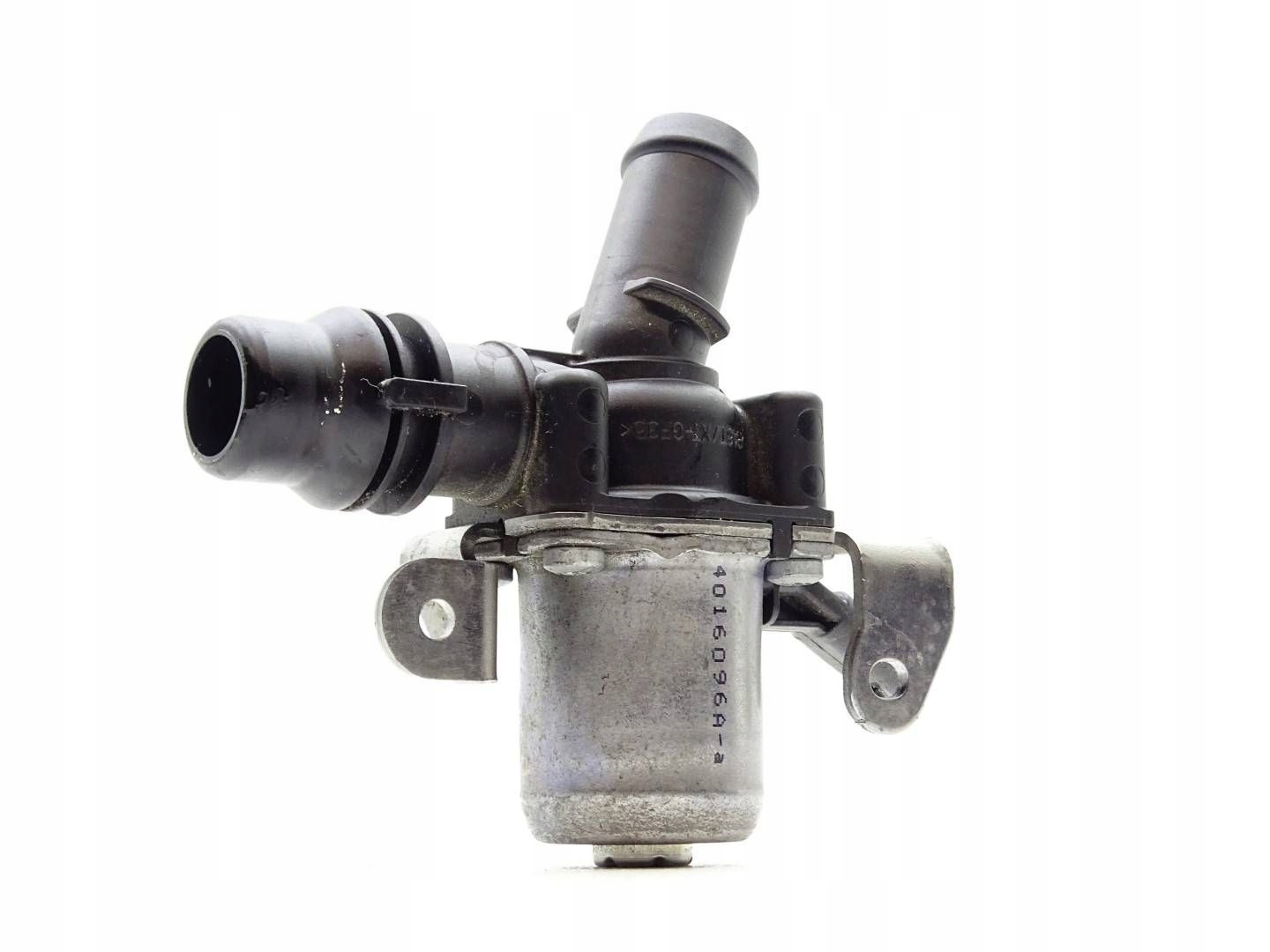 VOLVO XC40 dodatna pumpa ventil STERUJACY vode 32249537