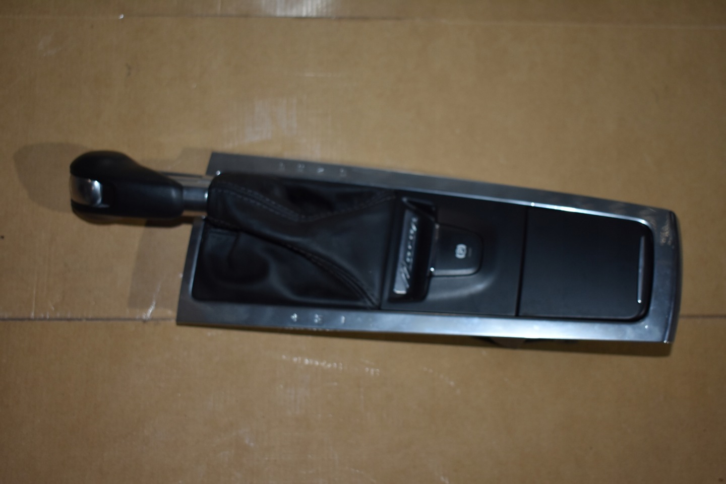 IDEALNA knob frame changes of the gear PORSCHE MACAN 1