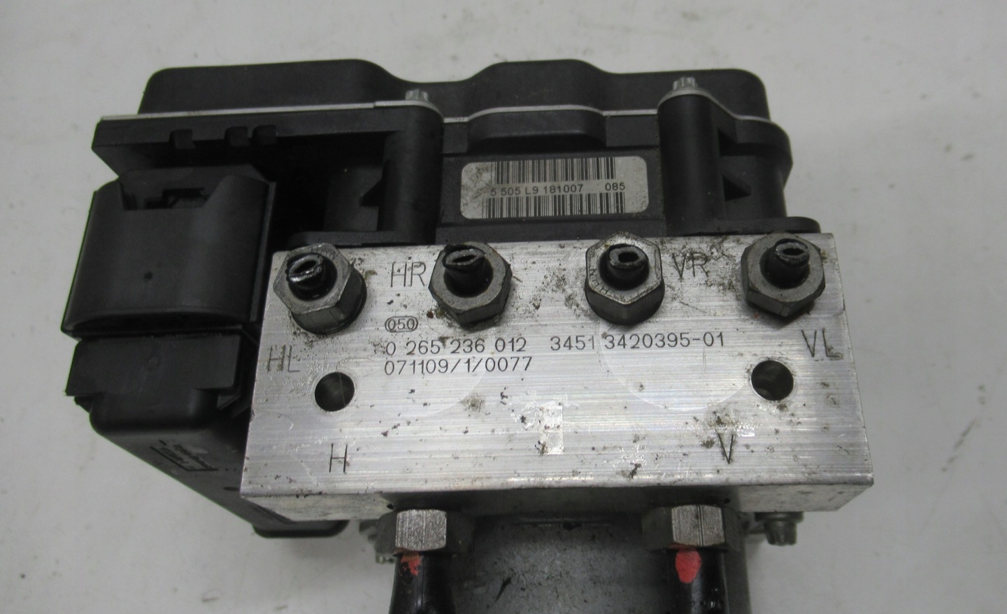 BMW X3 E83 Pompa ABS 3420395 3420395 0265950489