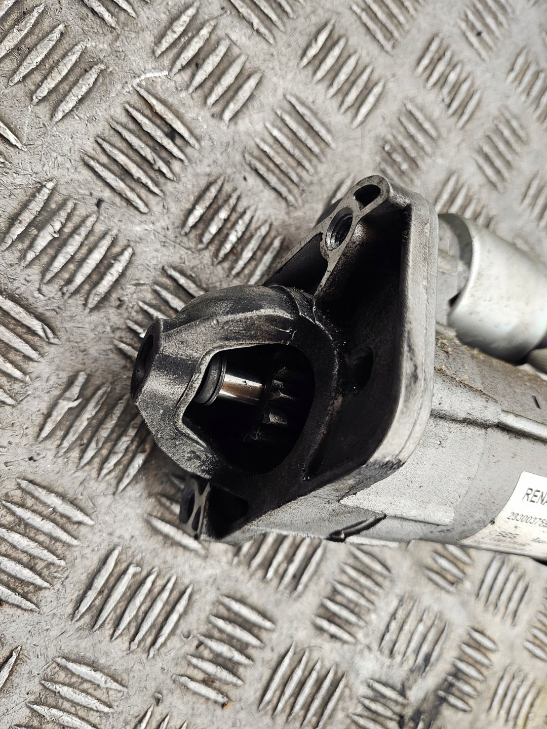 starter 233003759R Renault CLIO IV CAPTUR Dacia DUSTER II 1.5 dCi