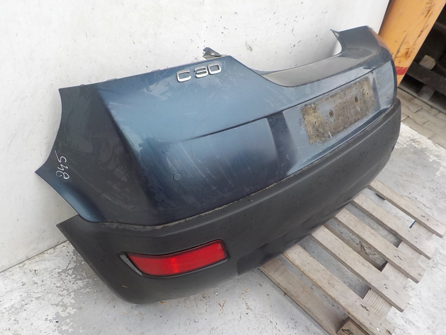 845 VOLVO C30 Paraurti posteriore posteriore