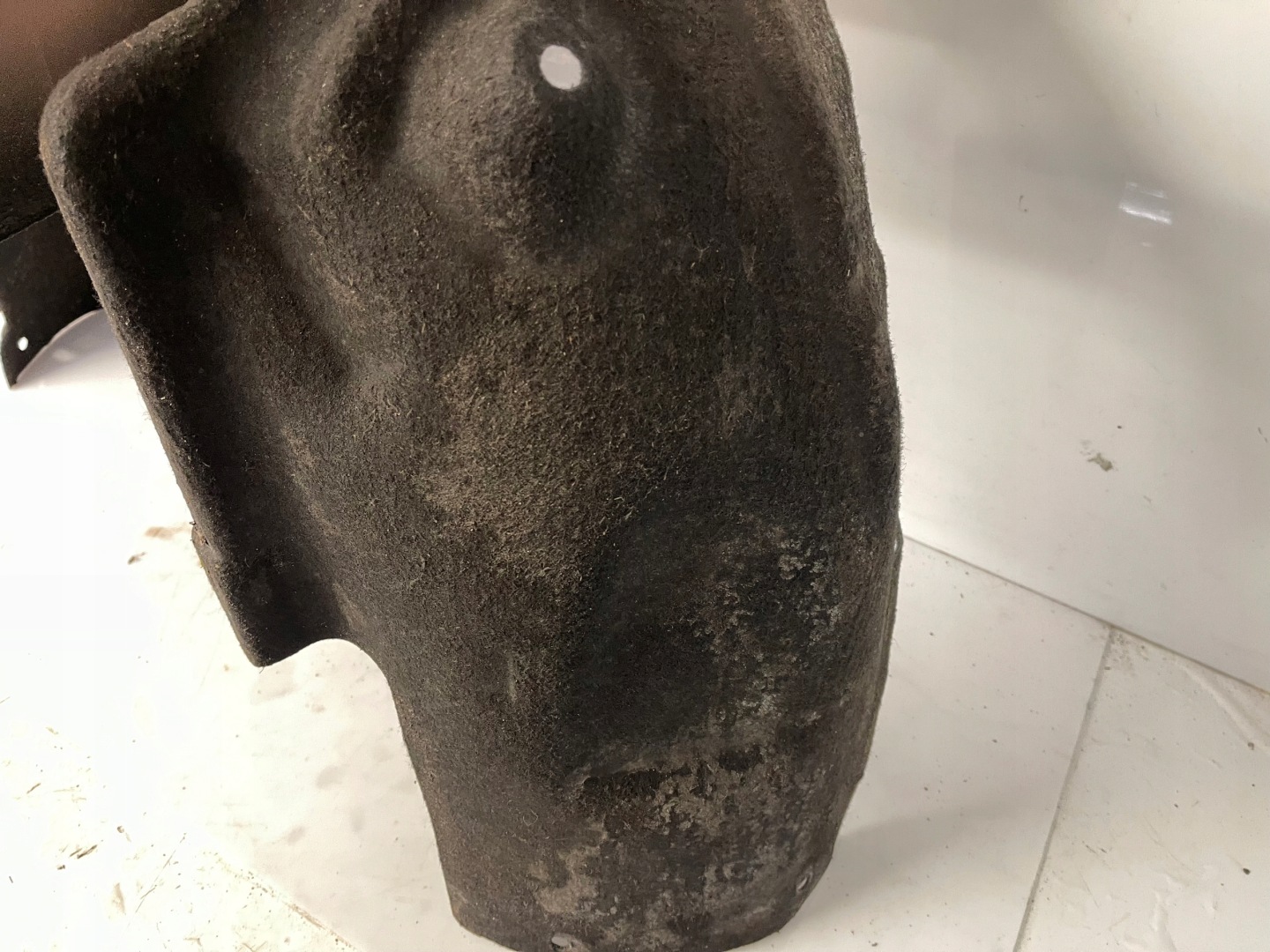 BMW 1 F20 mudguard left rear. 7241857