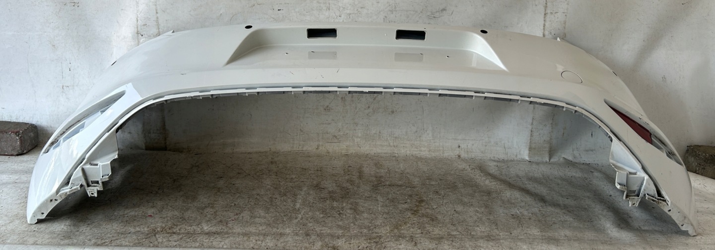 lökhárító far hátsó VW GOLF VII HB PDC