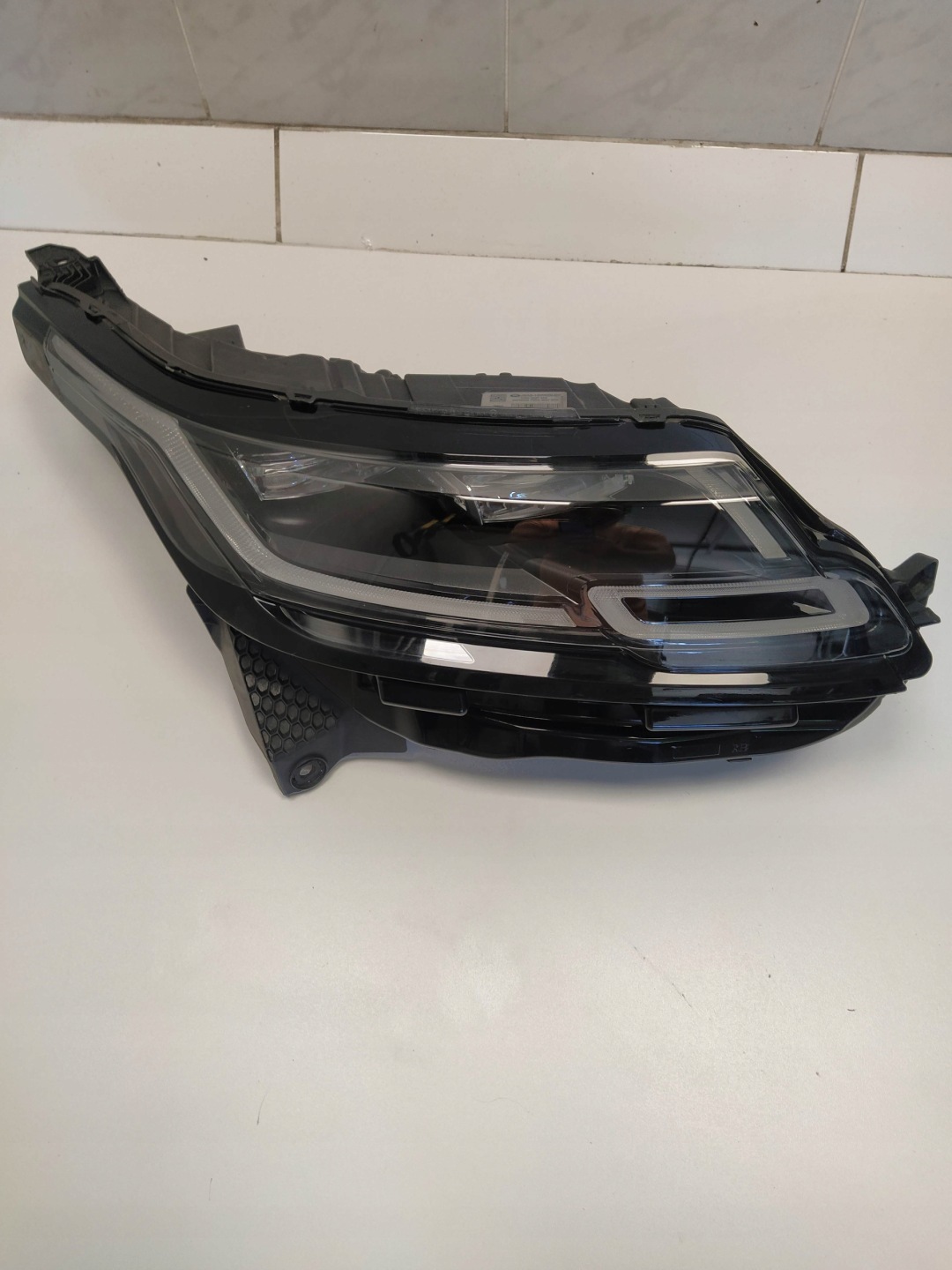RANGE ROVER VELAR L560 light lights front left right LED MID EUROPA
