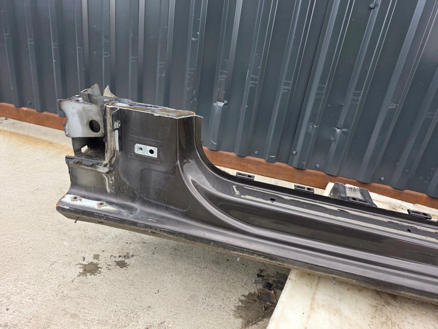quarter threshold left AUDI A4 B8 ALLROAD original !!!