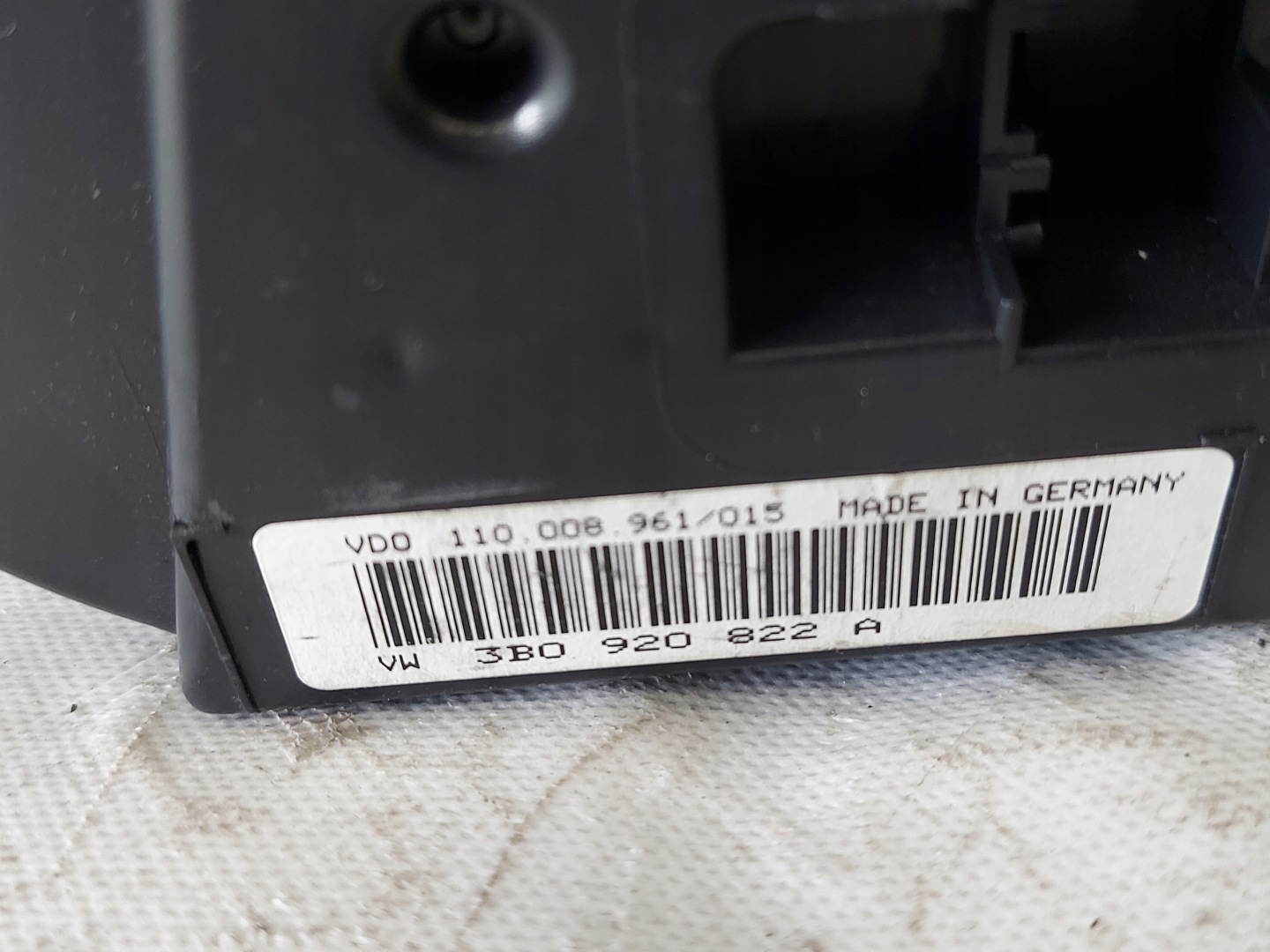 dials clock PASSAT B5 1.9 TDI 3B0920822A