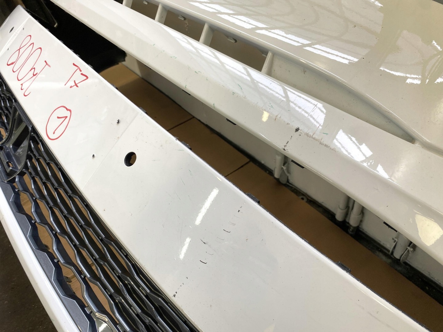 VW T7 MULTIVAN TRANSPORTER 21- front bumper 4XPDC RADAR 7T0 7T0807221C