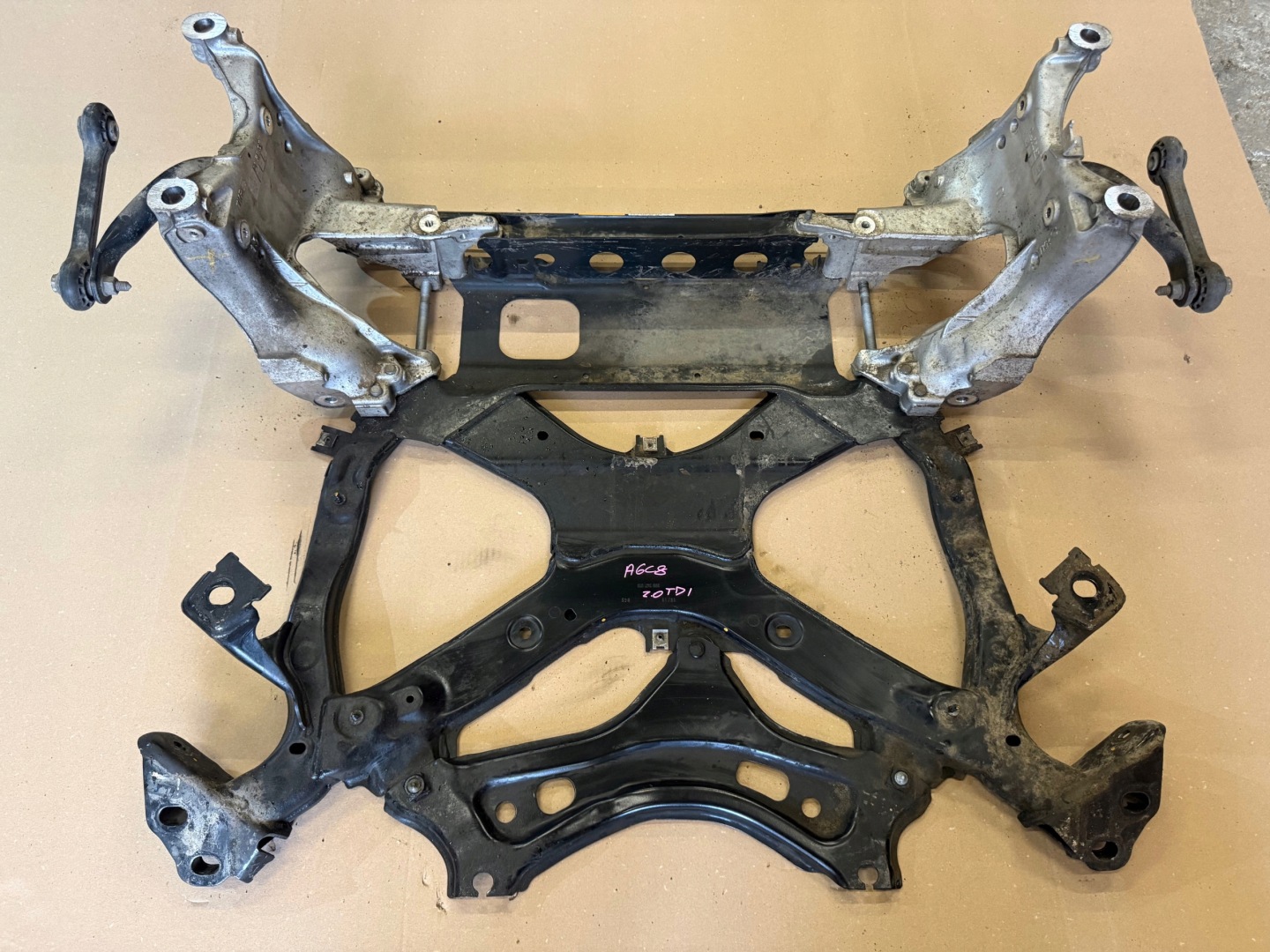 AUDI A6 C8 axle beam front subframe axle beam front 4K1399347 4K0411309E