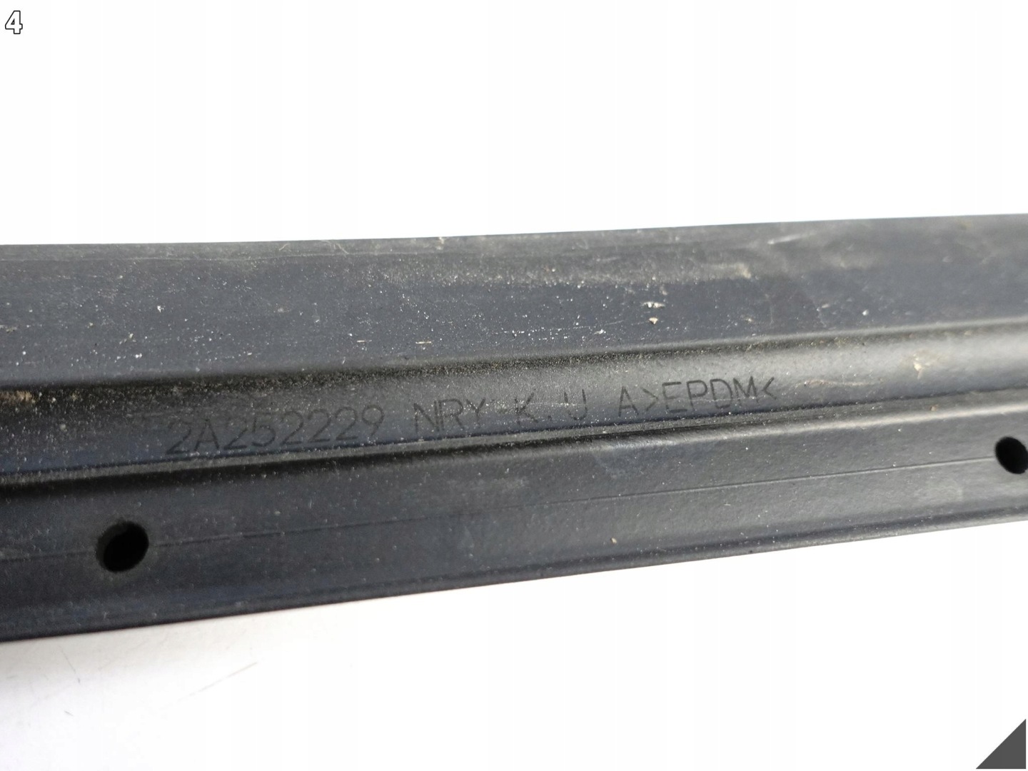 LEXUS NX II (2 GENERACJA) 21- gasket lower inner door right rear part