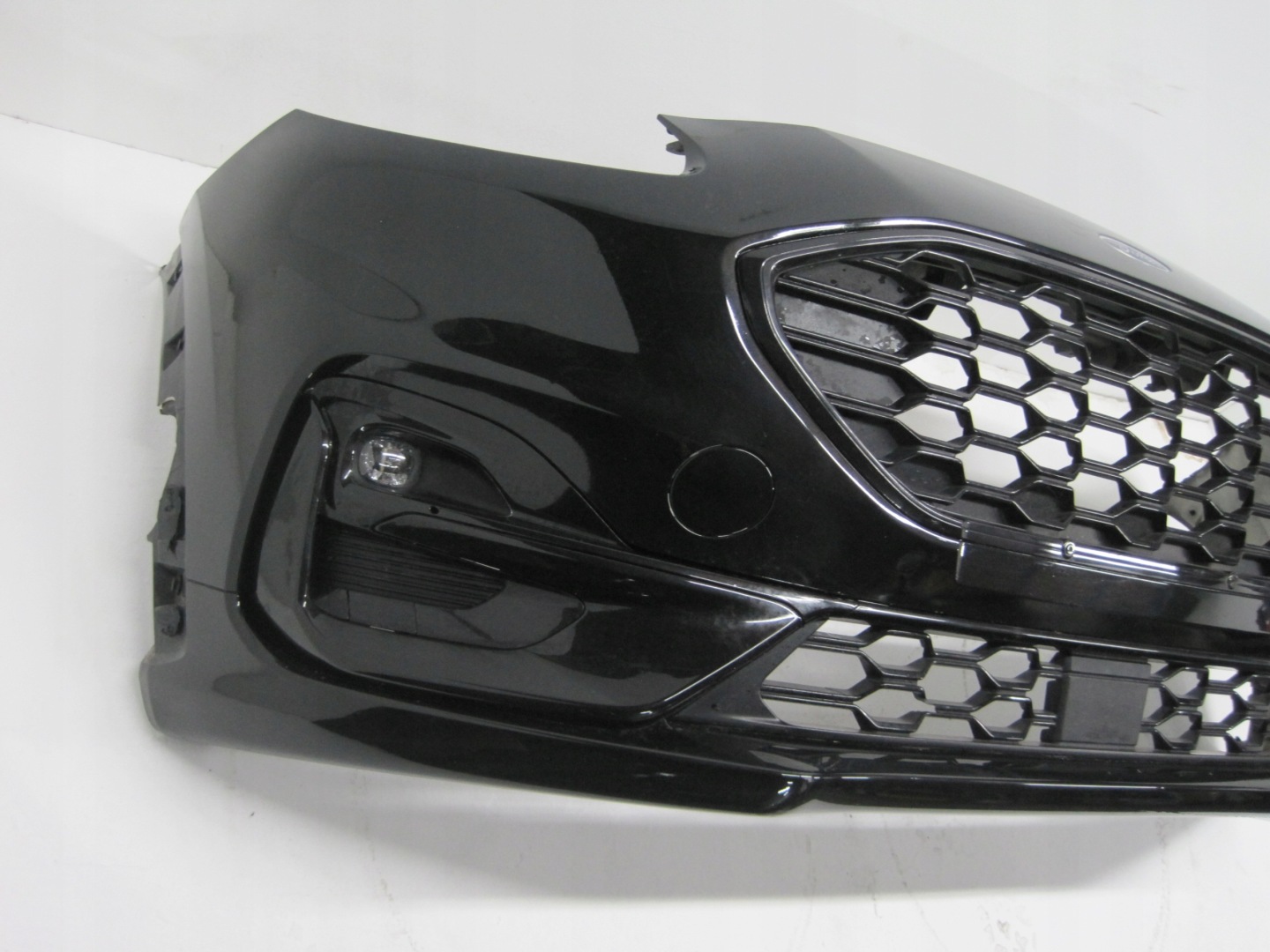 front bumper Ford PUMA ST-LINE 21R below RADAR front front
