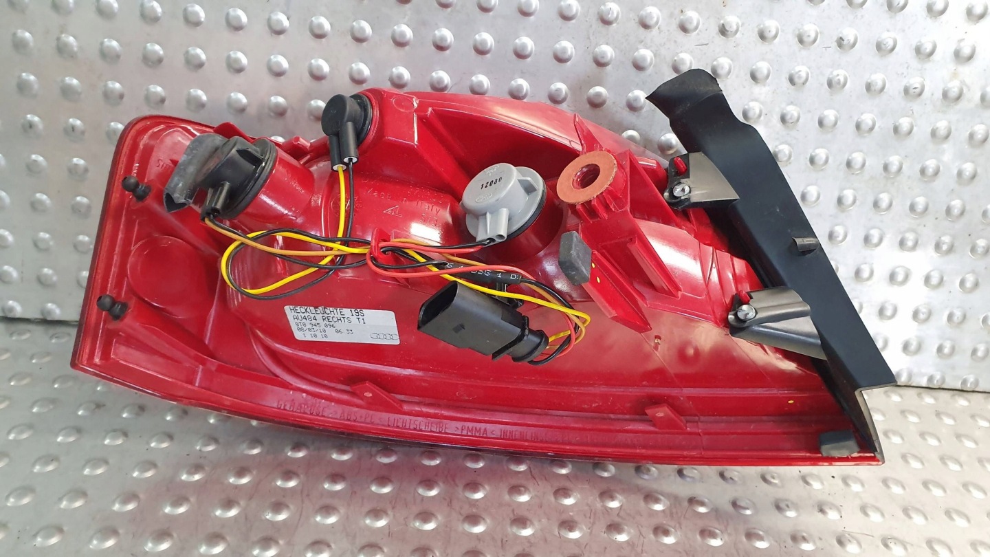 light rear part right AUDI A5 8T0945096 COUPE 07