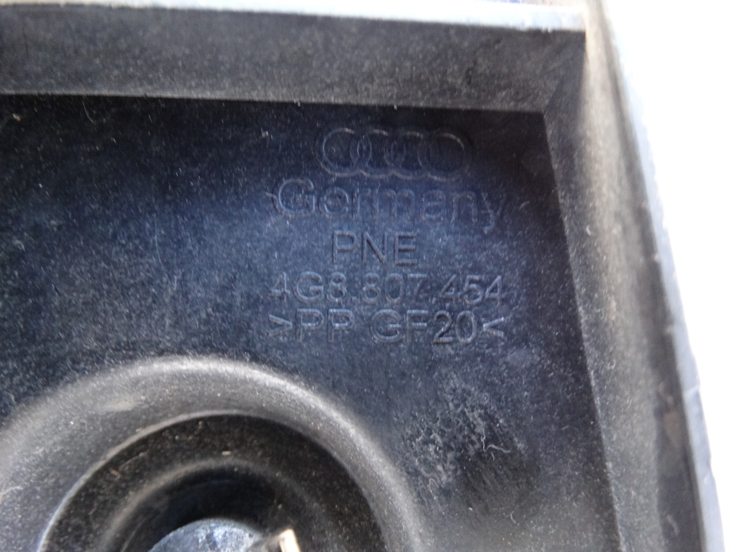 AUDI A7 4G8 2010-2014 bumper bracket right rear part rear 4G8807454 original