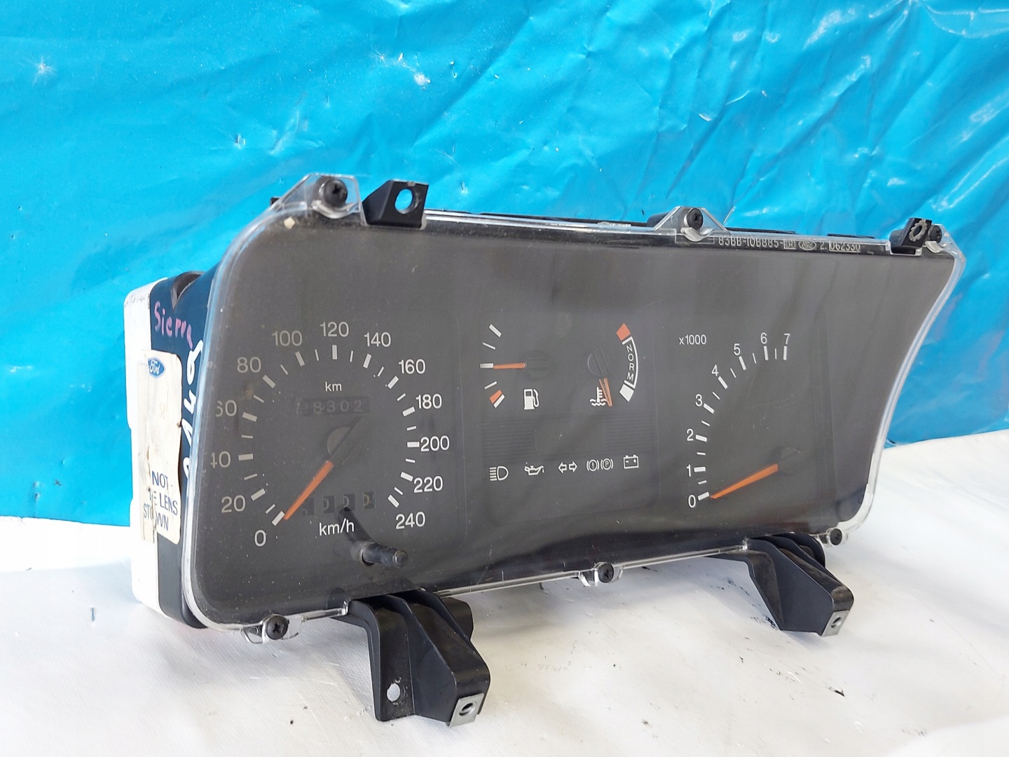 dials clock FORD SIERRA 1.8 CLX TD 88BB10C956AA