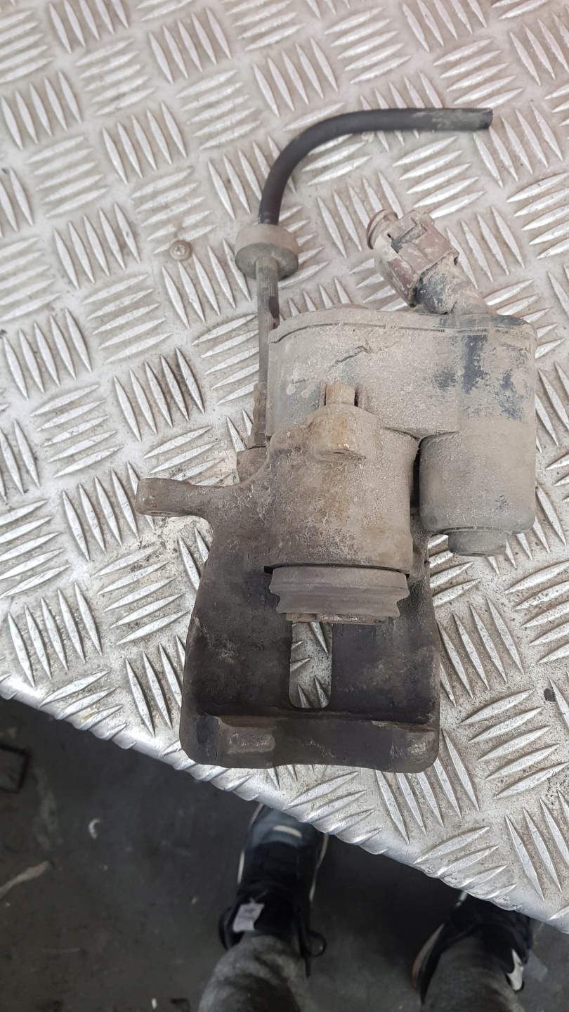 AUDI A6 C6 4F 3.0 TDI caliper brake rear part left mini motor electrical