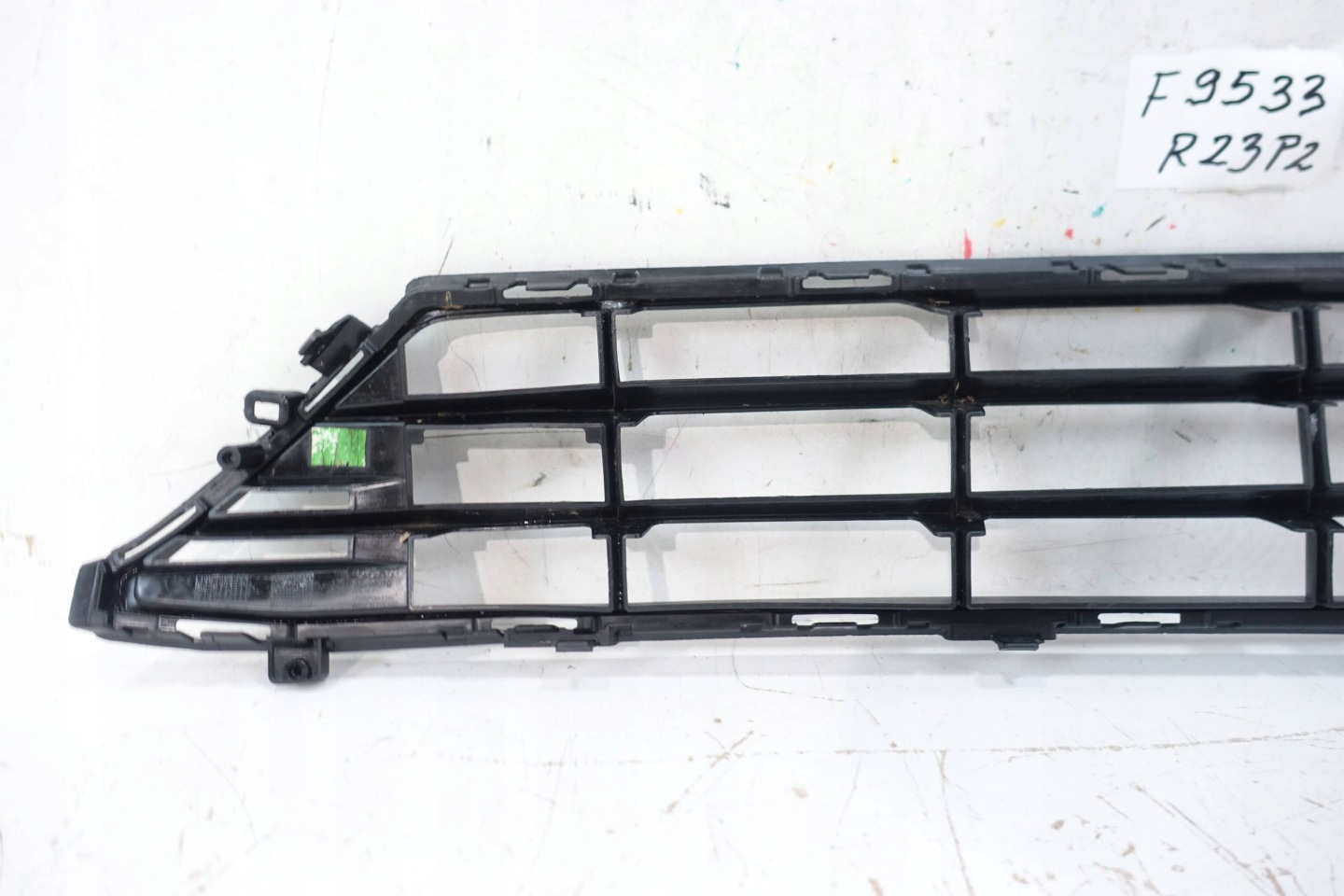 grille grid of a bumper front VOLVO XC60 II 2 2017- 32296070
