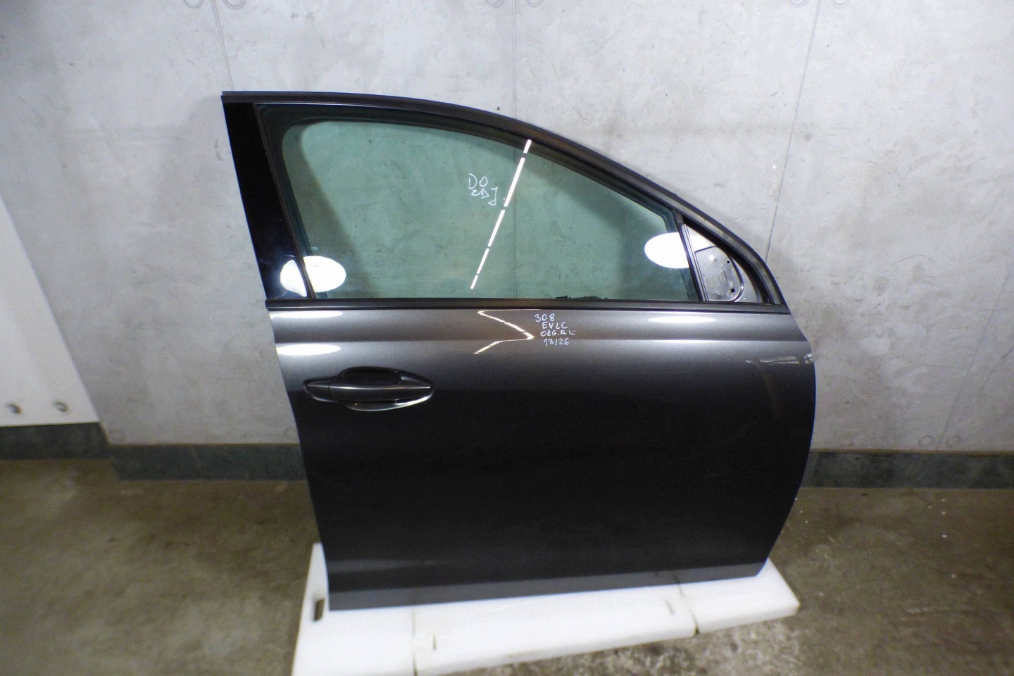 door right front original paint EVLC Peugeot 308 II T9
