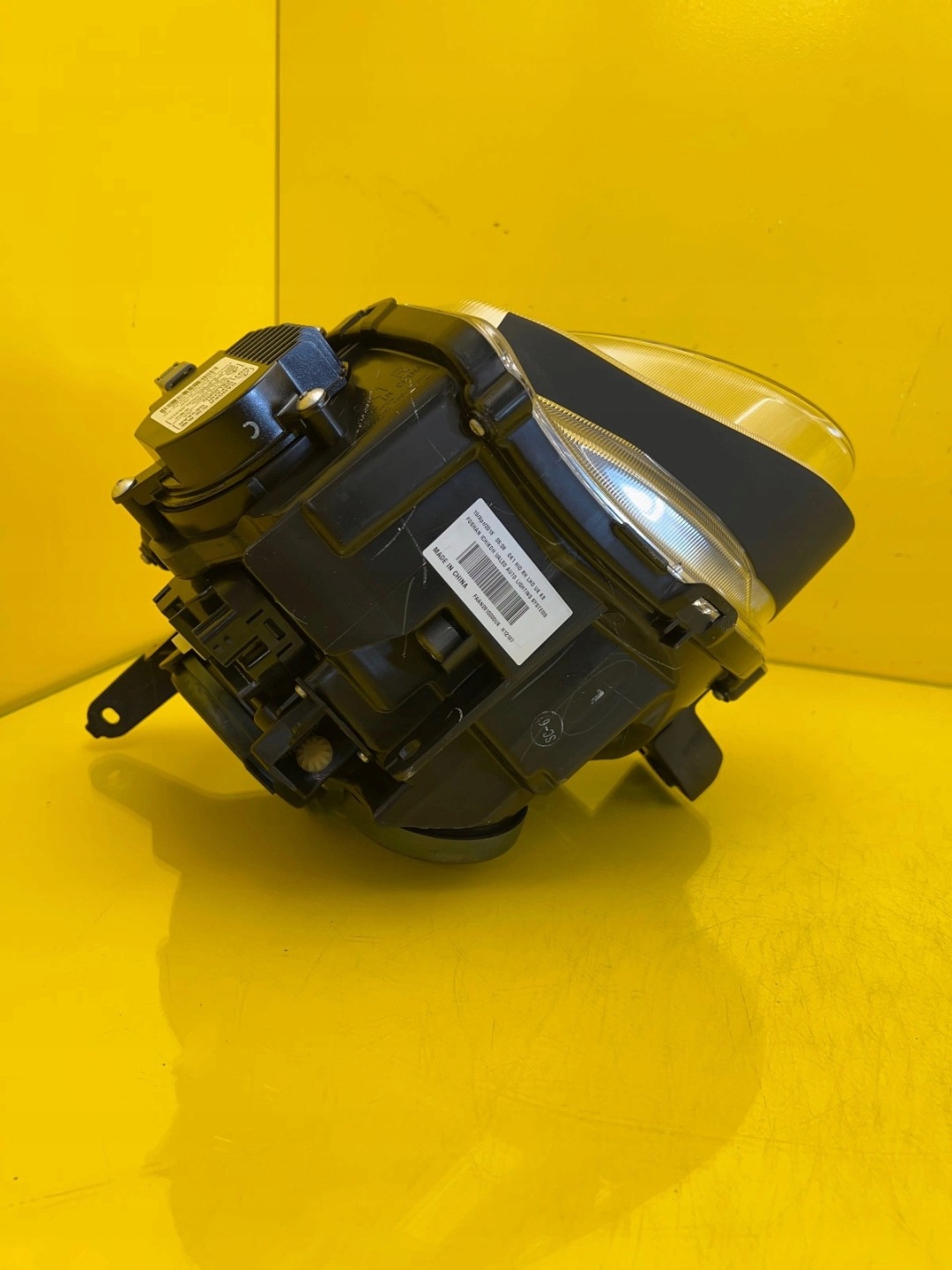 light right front Nissan Juke Xenon Lift 14