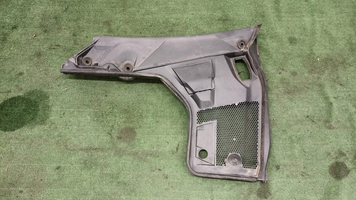 MERCEDES C-KLASA W205 torpedo upper left A2058308902