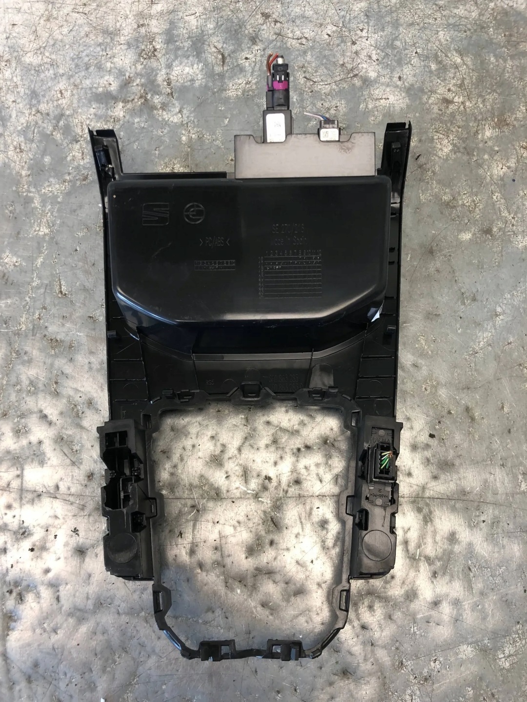 RAHMEN Blende Abdeckung der Kulisse SEAT IBIZA V 6F0863283