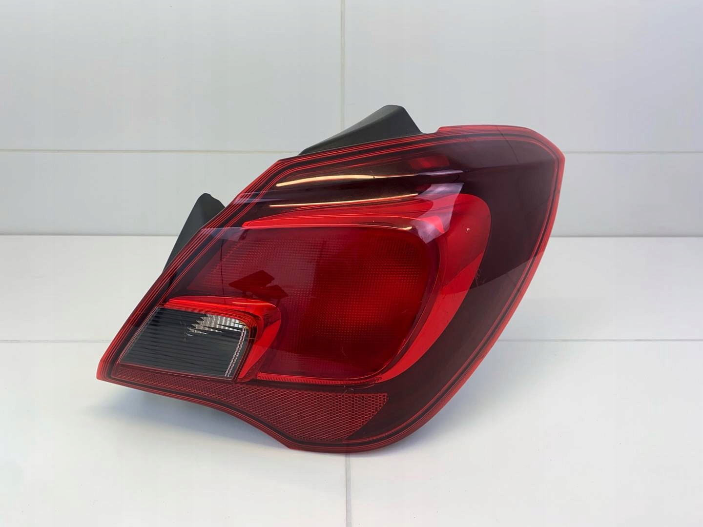 light rear right side Opel Corsa E 2016 460034366