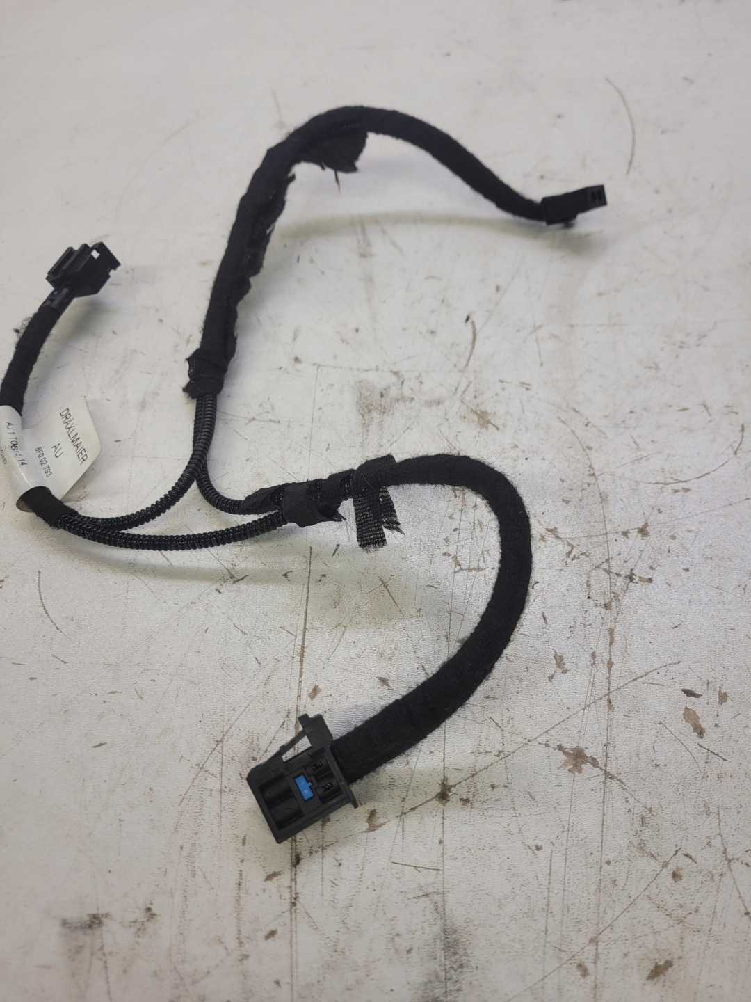 KABEL prijenos SWIATLOWOD AUDI A4 B8 A5 8F002793