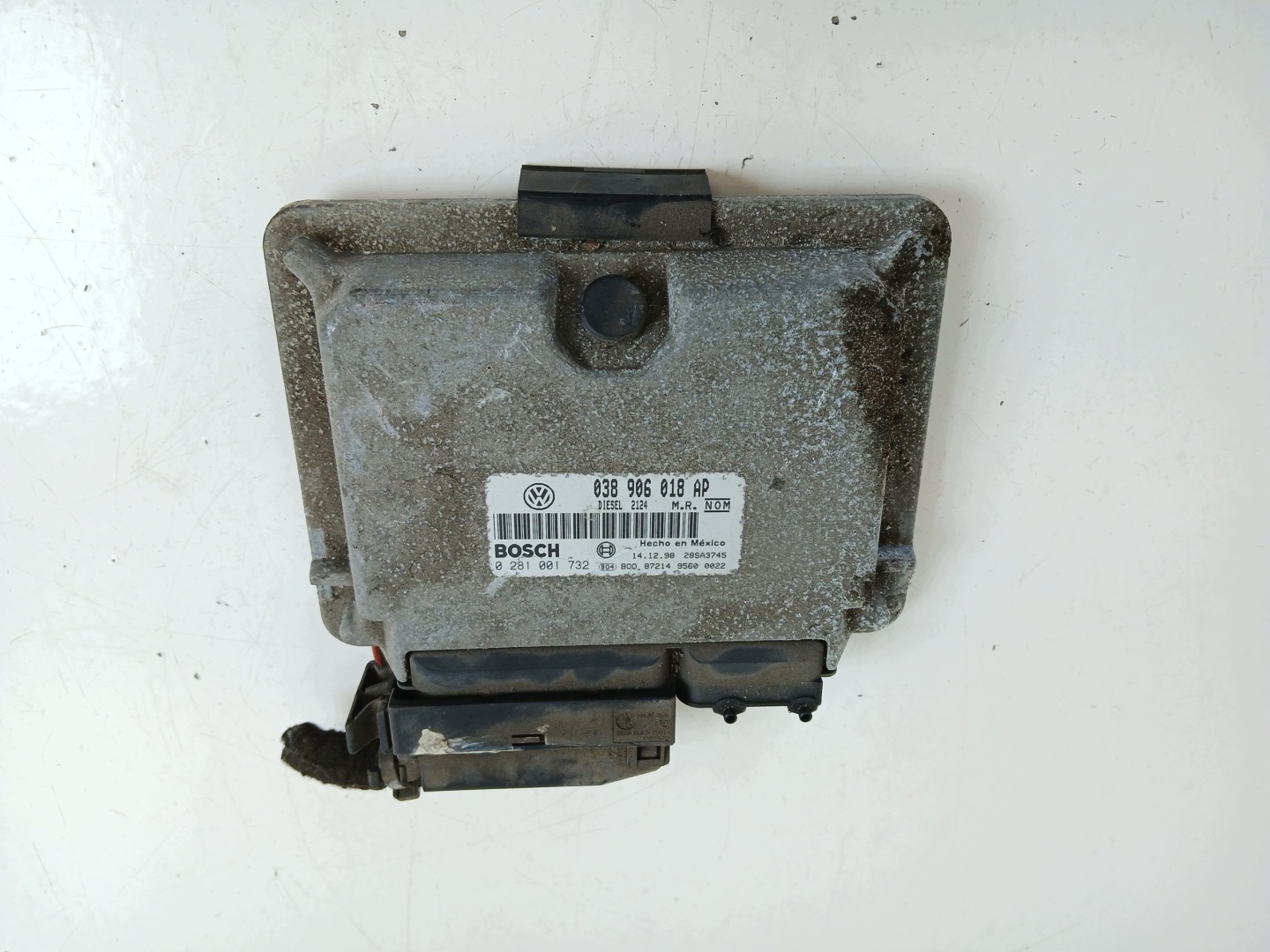 VW NEW BEETLE 1.9 TDI control unit of the engine 038906018AP