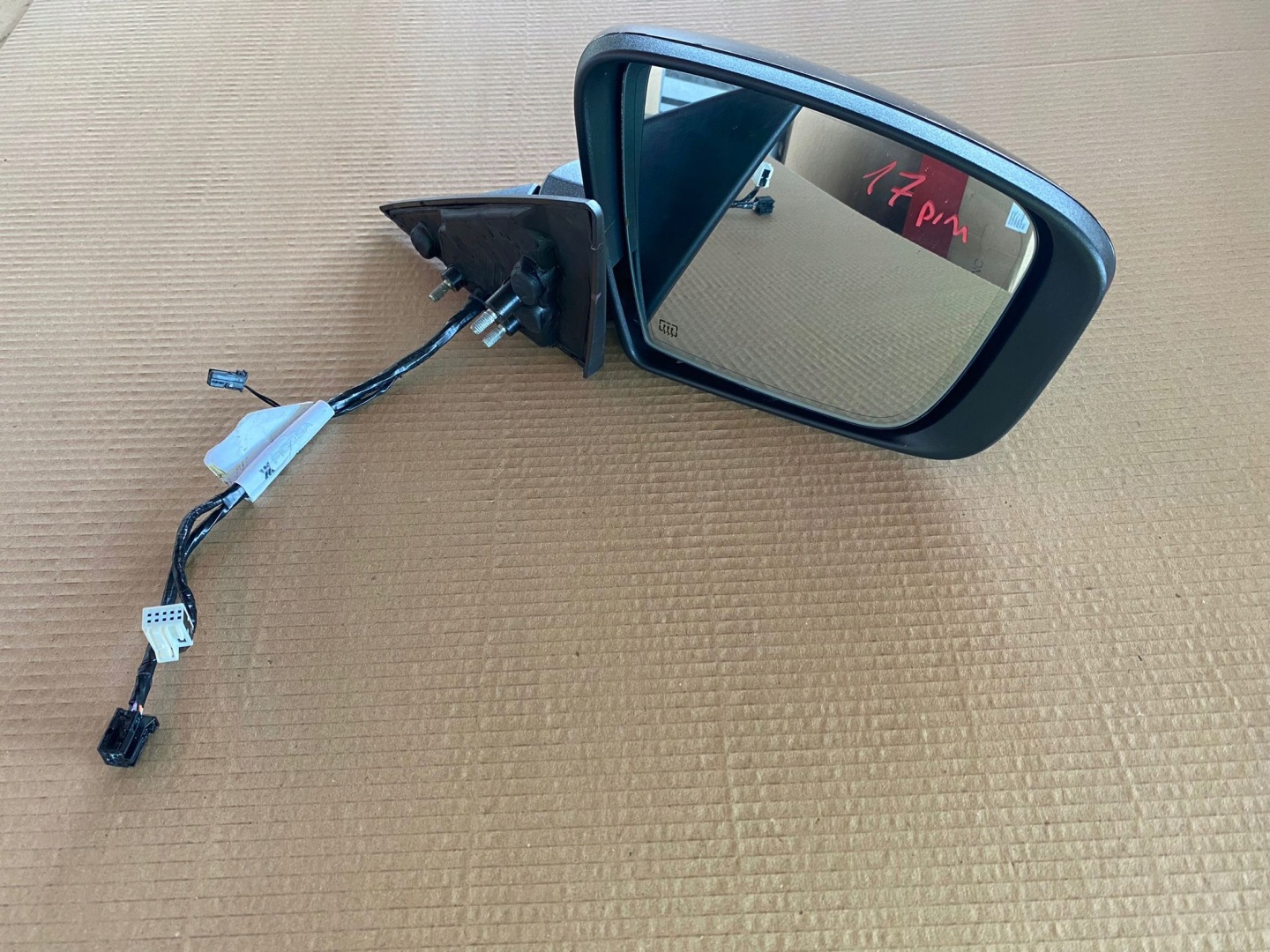 MASERATI LEVANTE SPIEGEL RECHTS KAMERA 17 KABEL