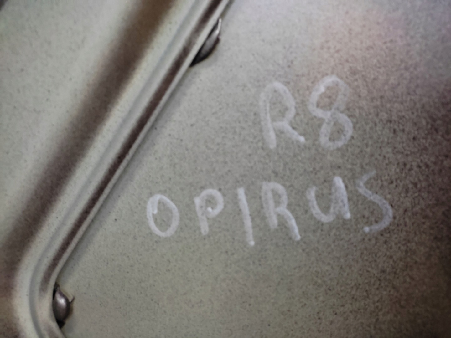 KIA OPIRUS boot doors boot