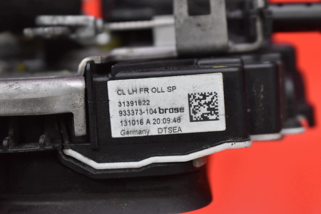 lock door left front front EU 31391822 VOLVO V40 2 II 12-16