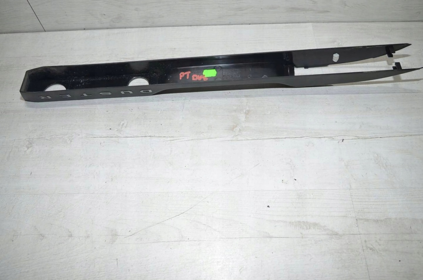 Dacia Duster II 2018 rear part side right ski spoiler