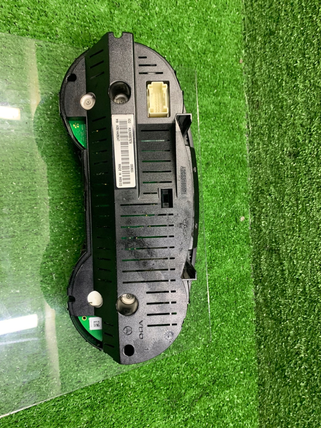 MERCEDES R-KLASA W251 dials dials EUROPA