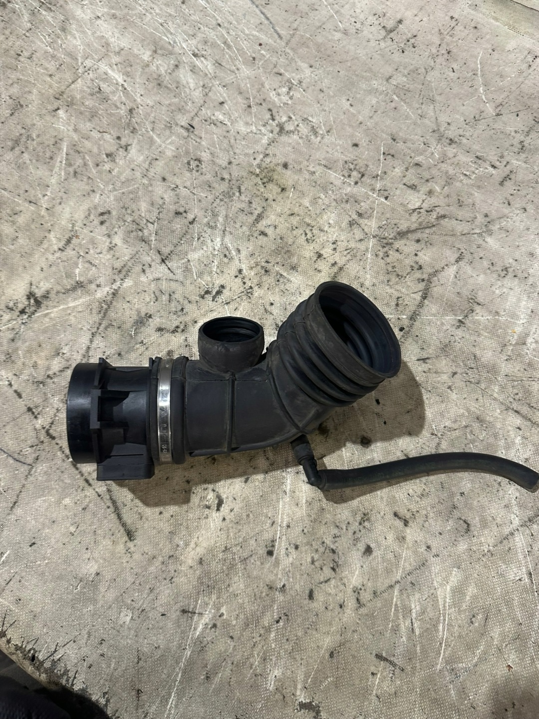 luftmassenmesser luft + rohr BMW E39 2.2B 170KM 8ET00914202