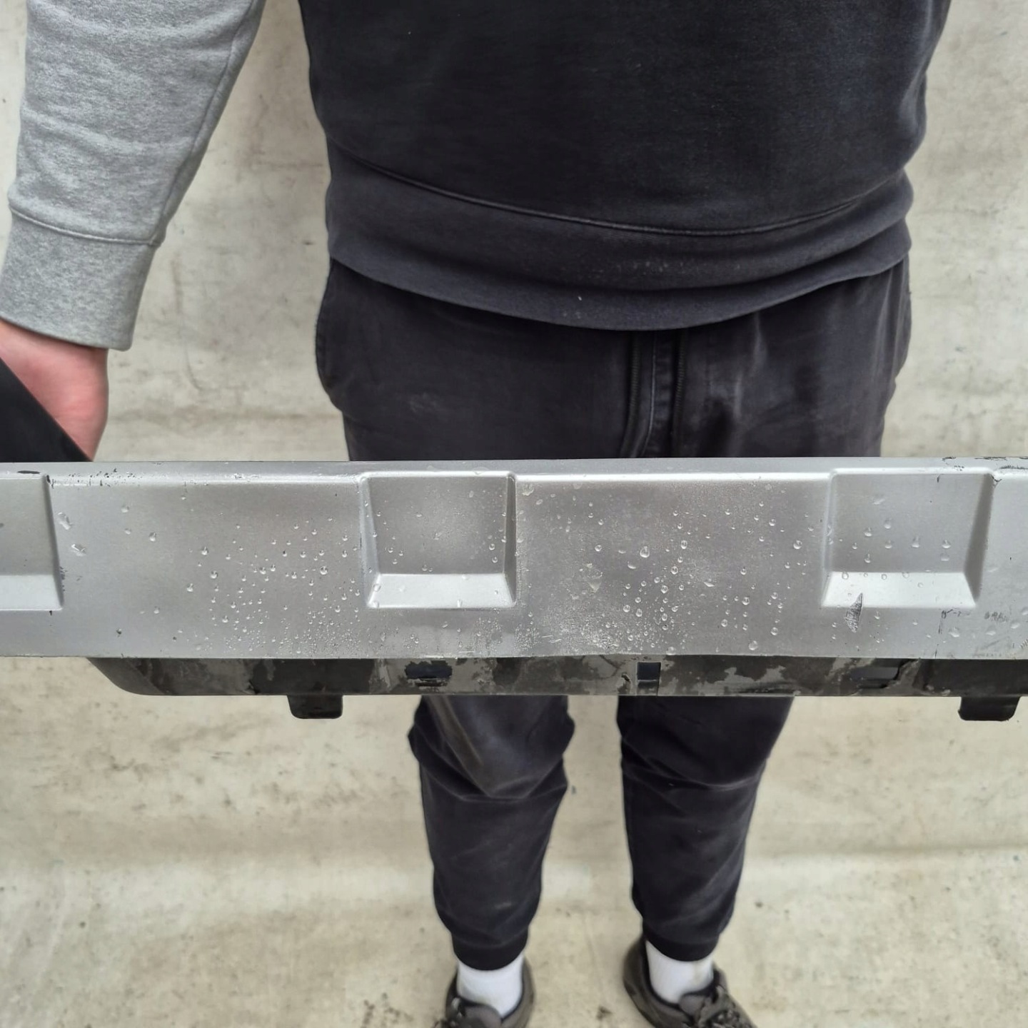 MITSUBISHI L200 V LIFT 19-> bumper rear part rear PDC
