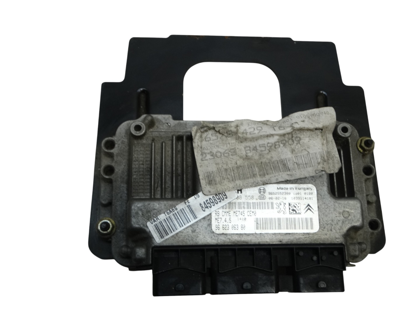 computer control unit of the engine PEUGEOT 307 1.6 16V 9862306380