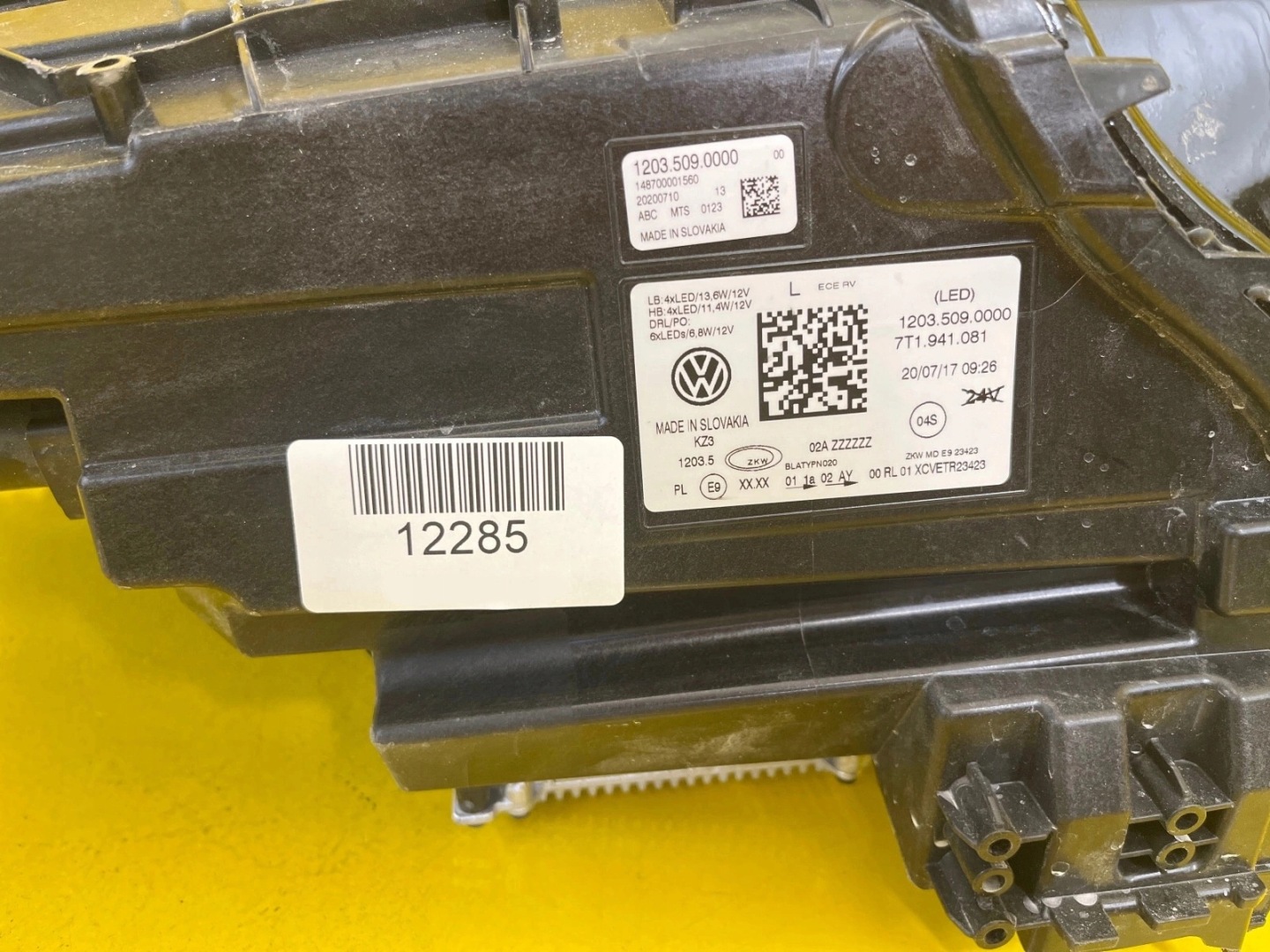 light left VW T7 IQ Light 7T1941081