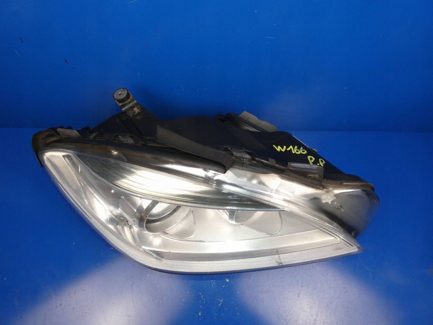 MERCEDES ML W166 light right front front - WERSJA ANGIELSKA