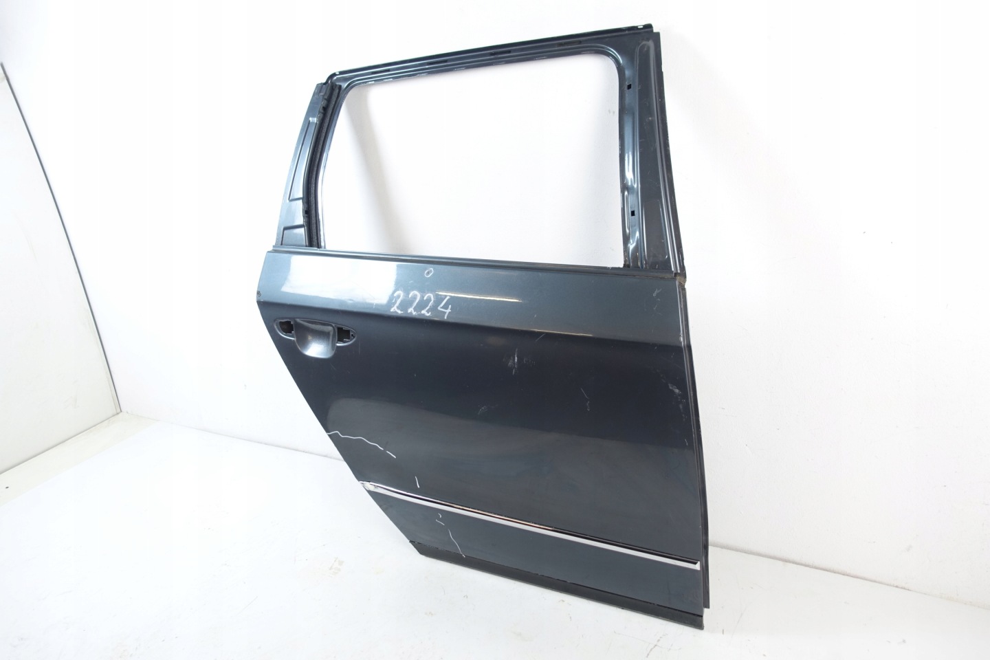 VW PASSAT B6 3C0 2005- door right rear part right rear.