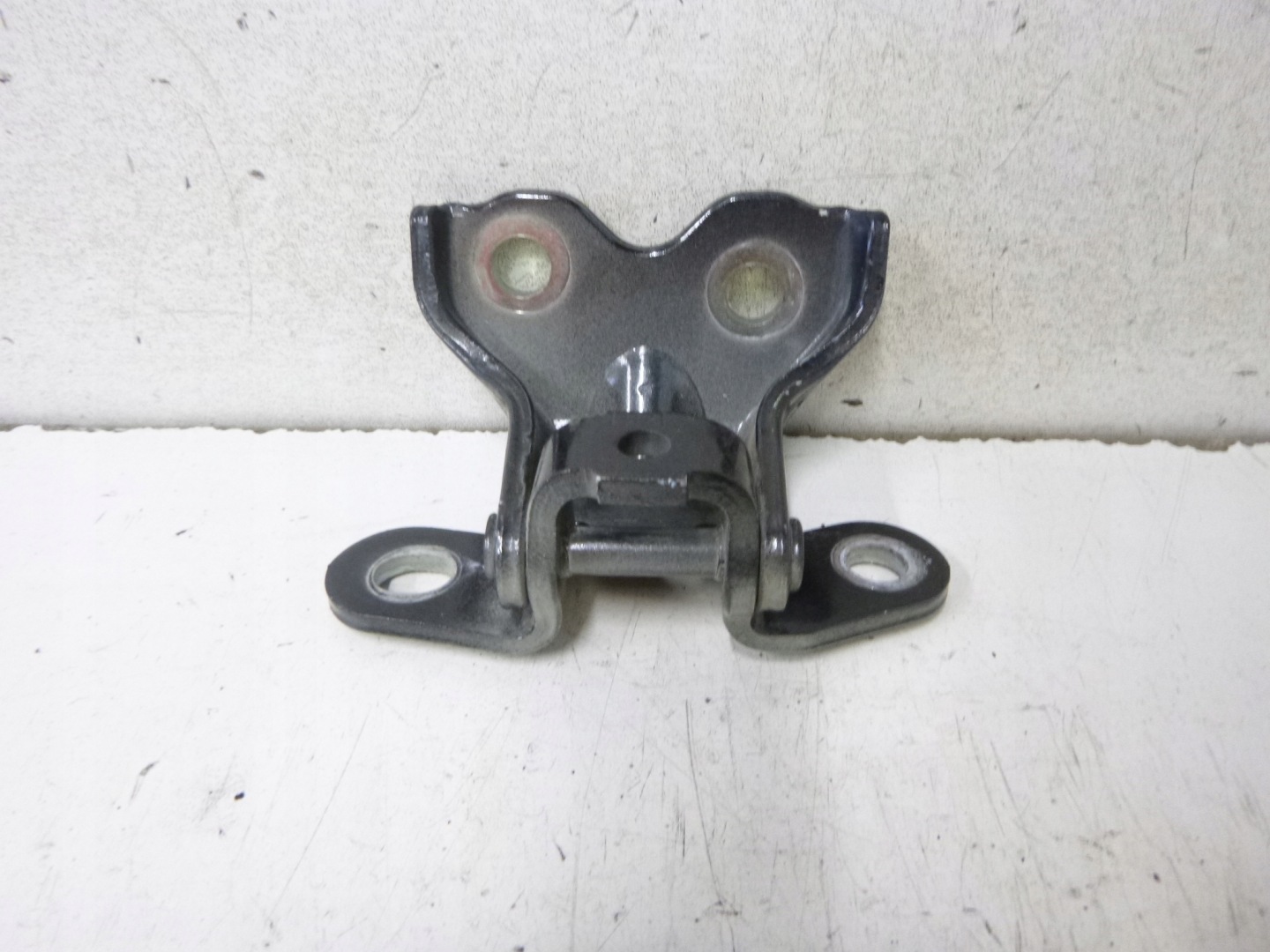 hinge door front right lower Kia NIRO II