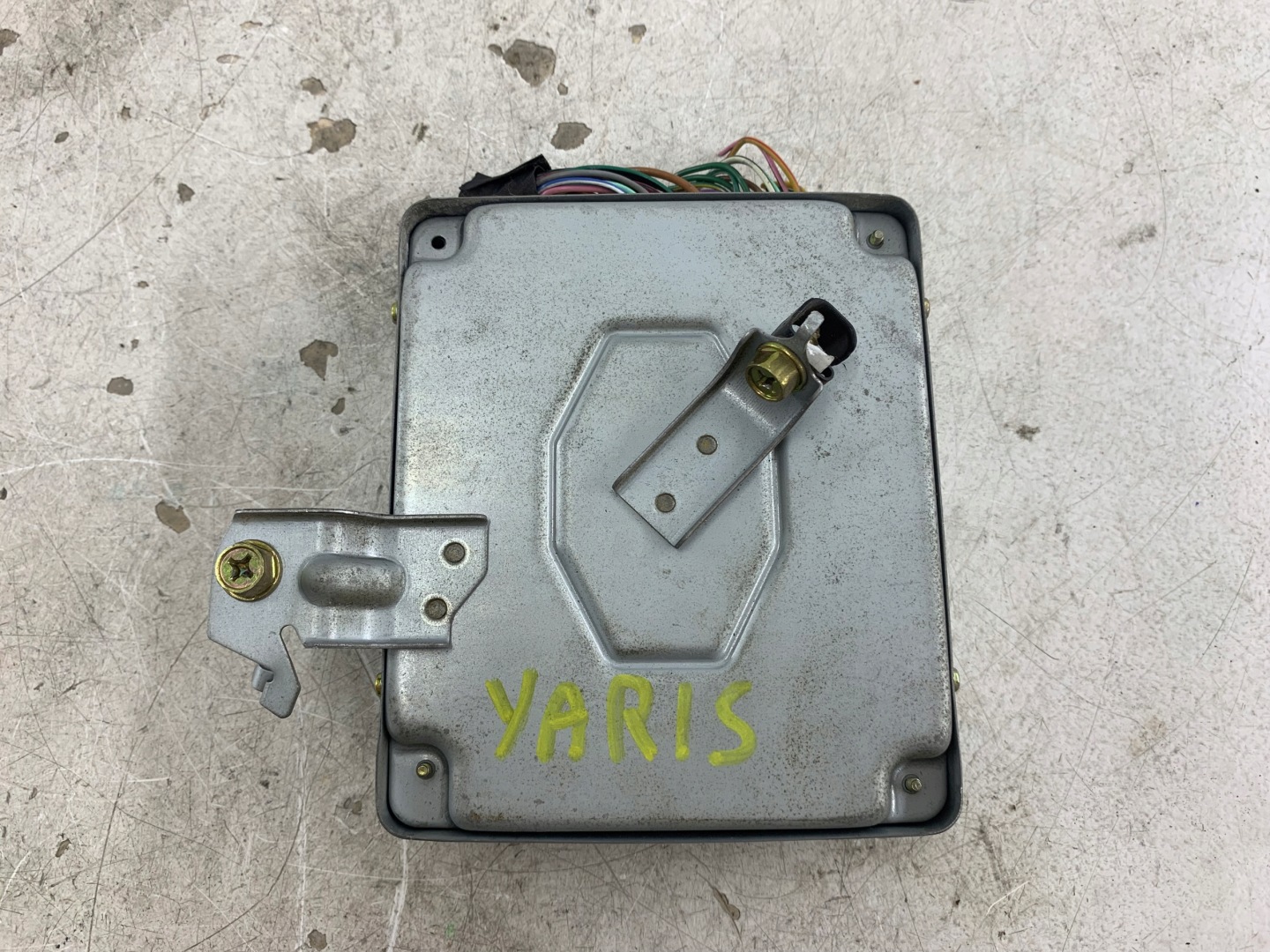 TOYOTA YARIS e 1.0 Centralina modulo 89261-52010