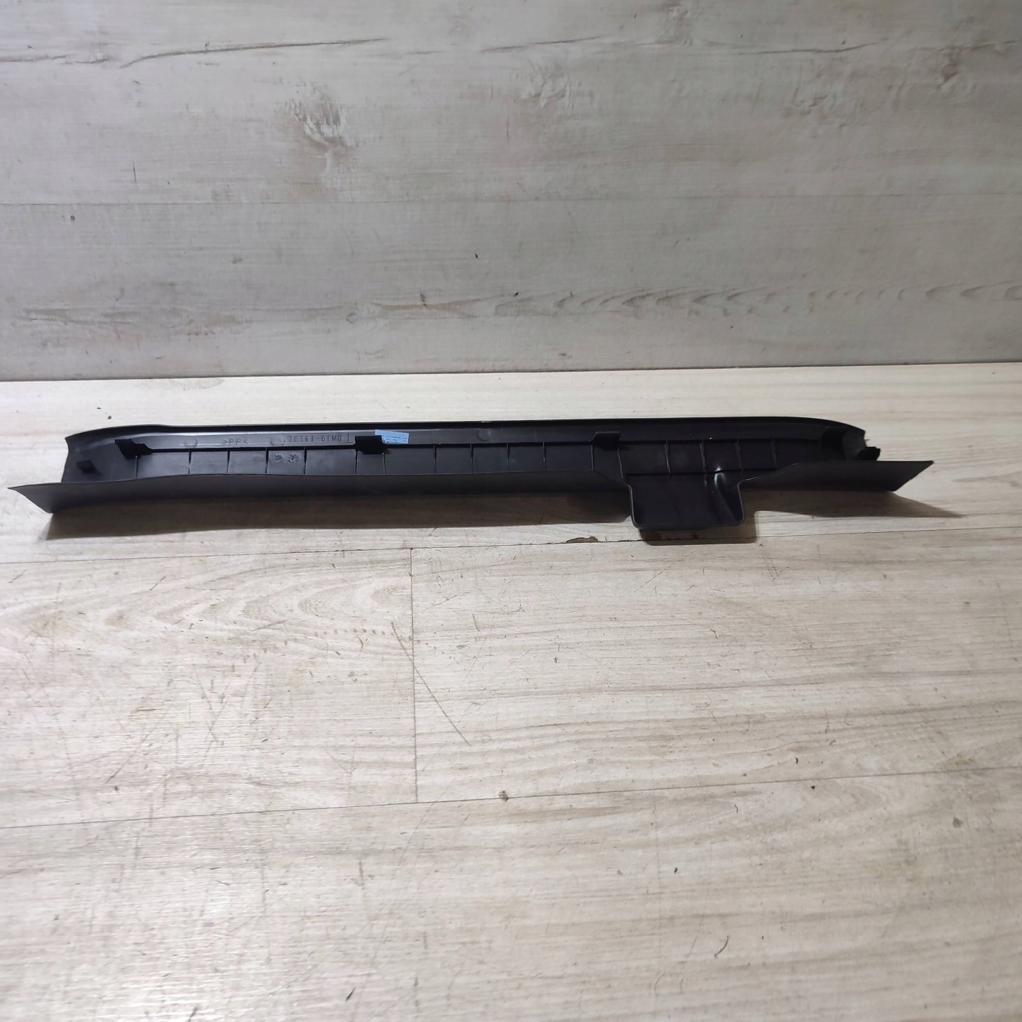cap threshold door przednich front left Suzuki Vitara (LY) 7616161M0