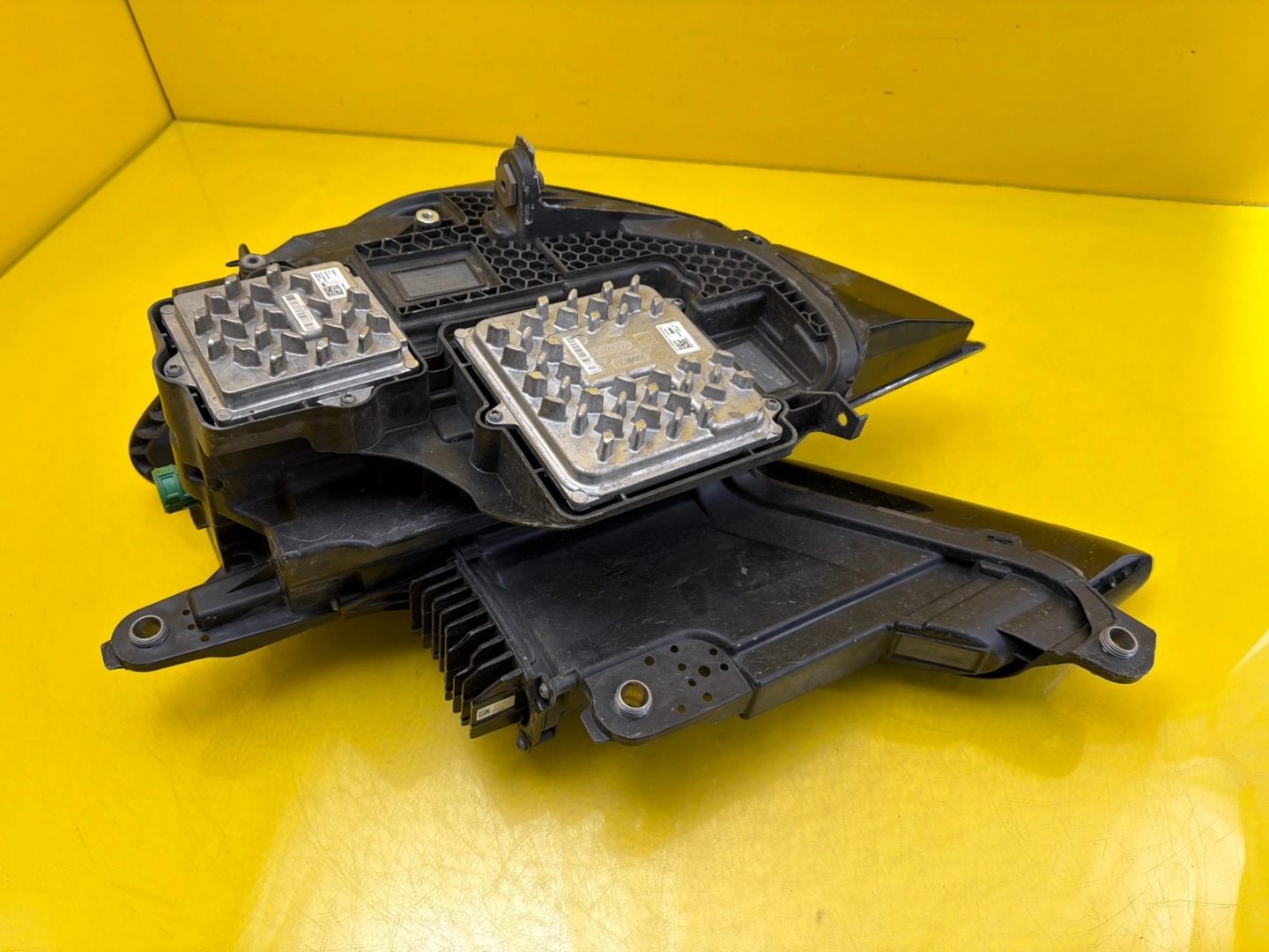 light right front Ferrari 296 GTB Full Led 812845