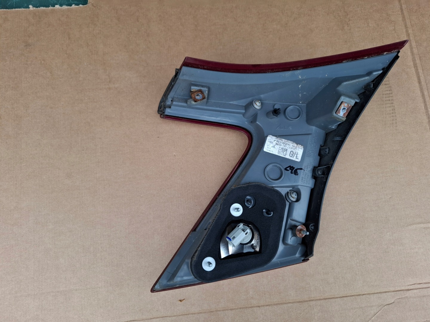 HONDA CIVIC IX HB 14r light left rear part to the bonnet 2012