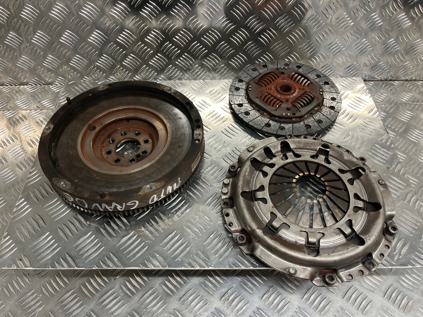 Embrayage Complets FIAT GRANDE PUNTO