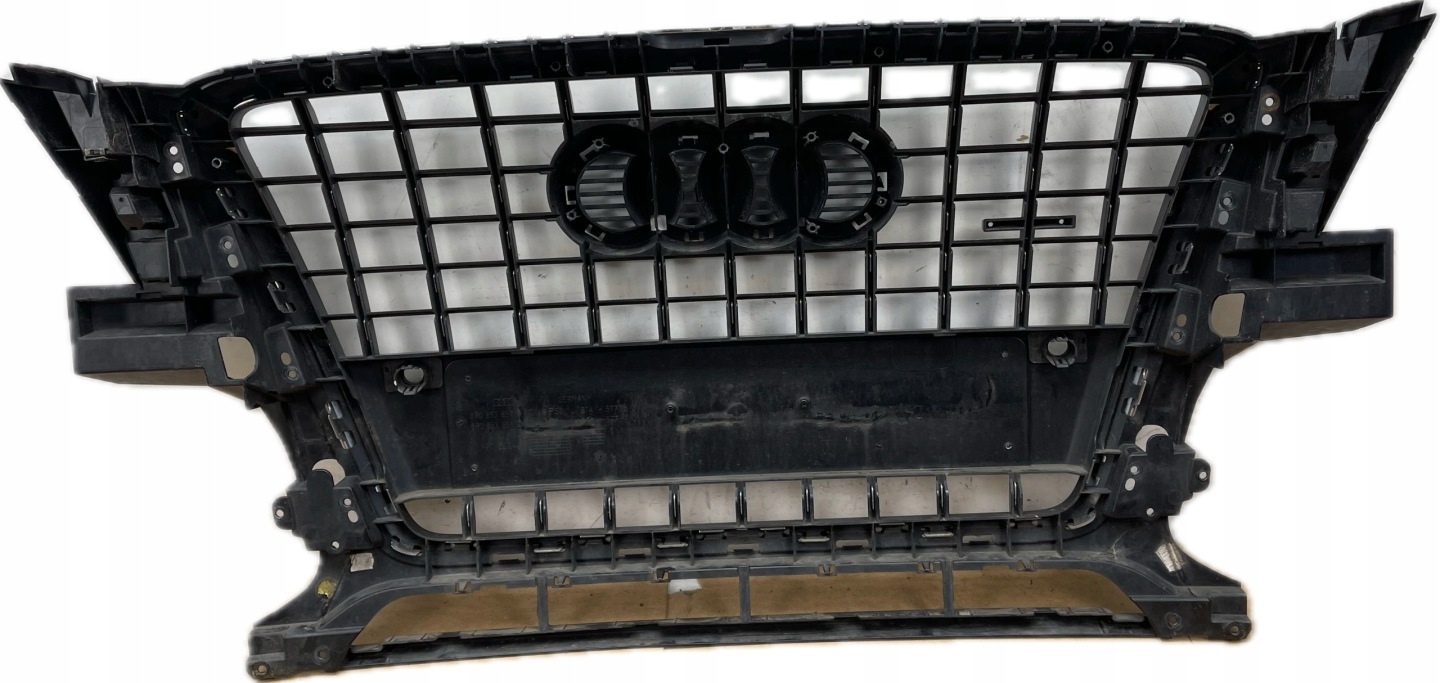 AUDI Q5 i 8R maska maska ispod PDC 8R0853651C