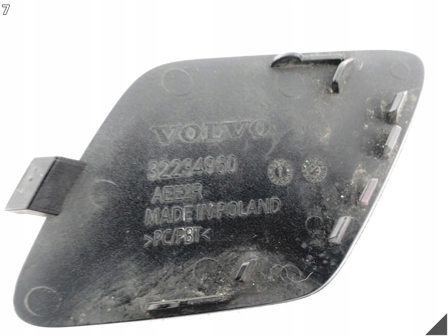 VOLVO XC60 II (2 GENERACJA) R-design LIFT 21- towing hook cap W bumper front