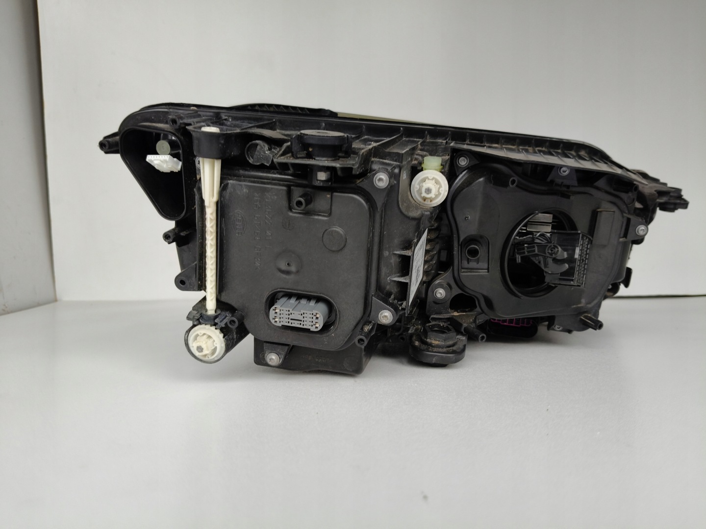 light left REFLEKTOR VW TOUAREG III 760 18- R-LINE FULL LED