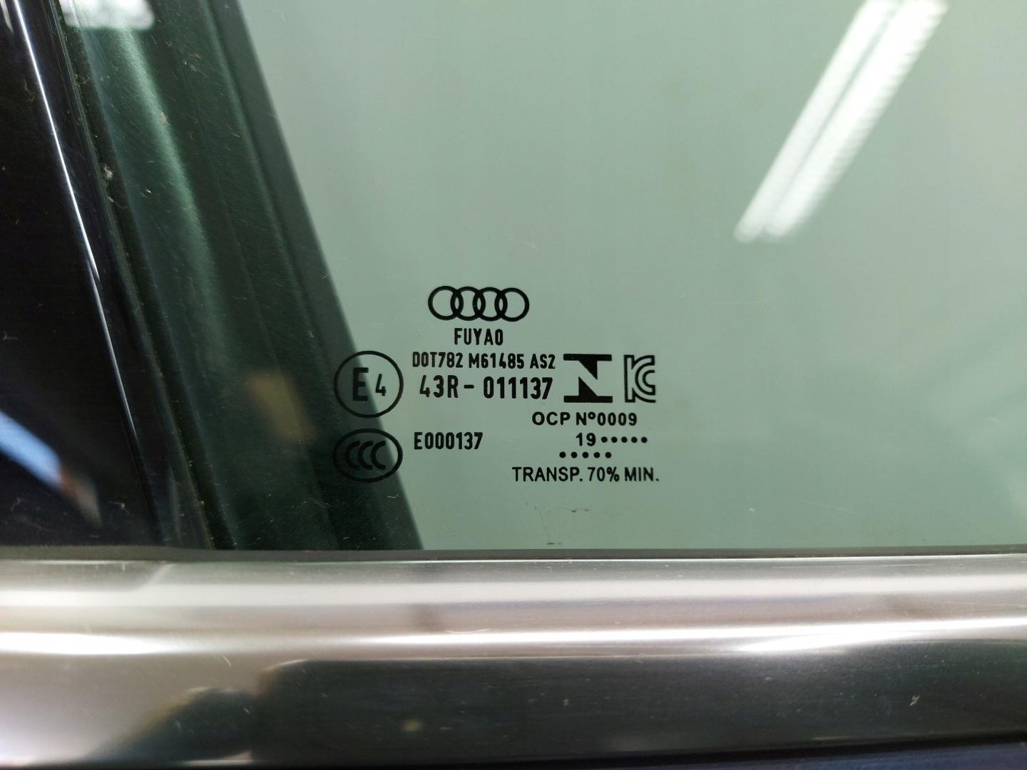 AUDI A6 C8 4K9 Allroad Kombi door front right LX5B AS2 2019