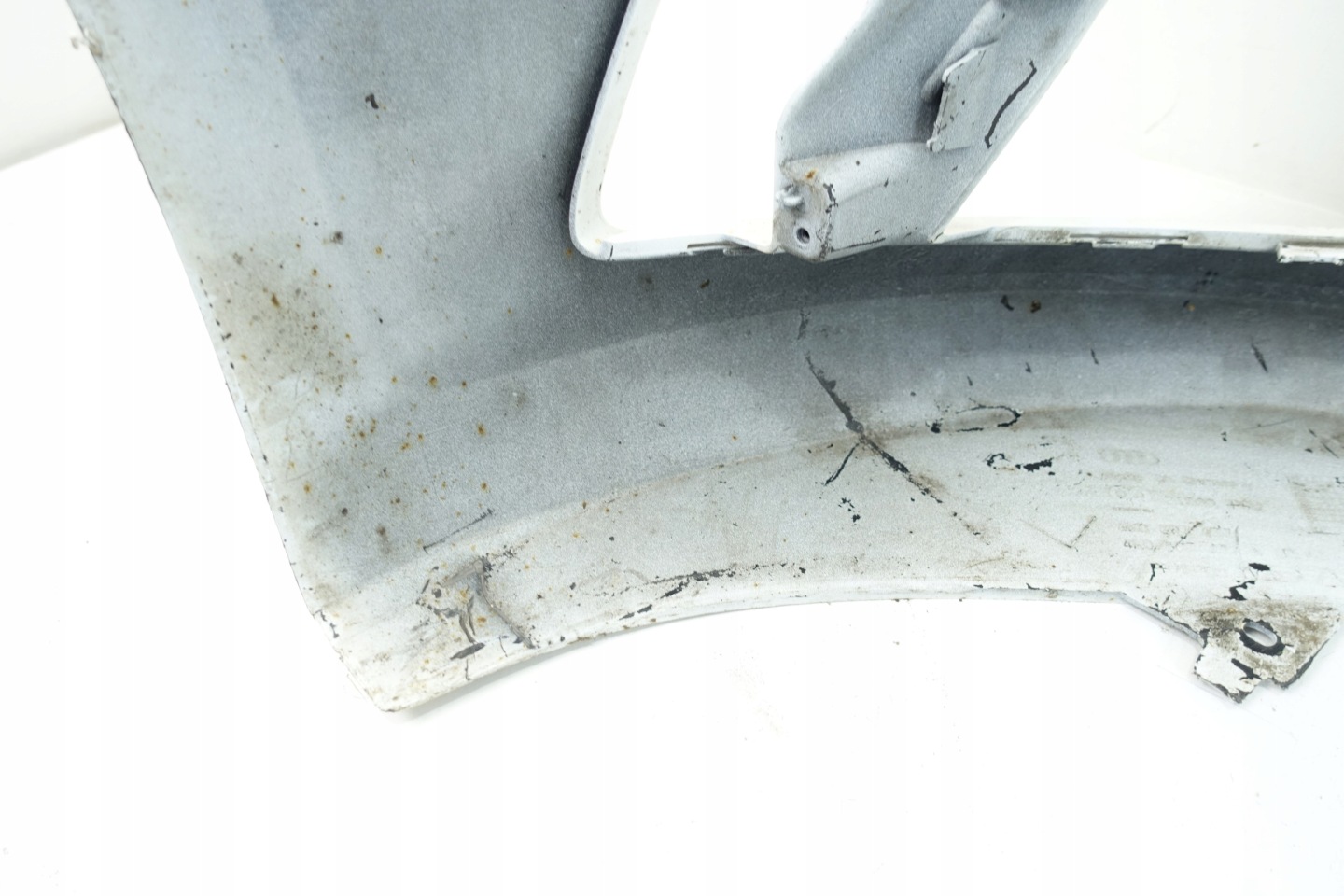 nárazník předek přední AUDI A6 C8 4K 4K0807437