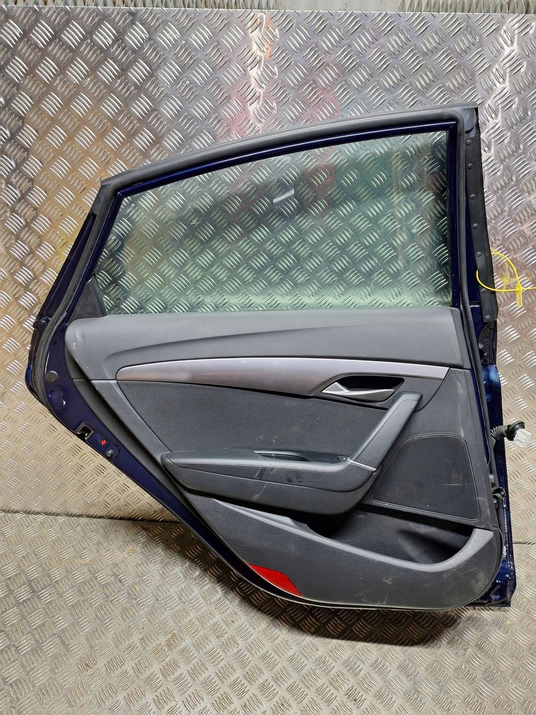door left rear part HYUNDAI i40 sedan 11-19 complete
